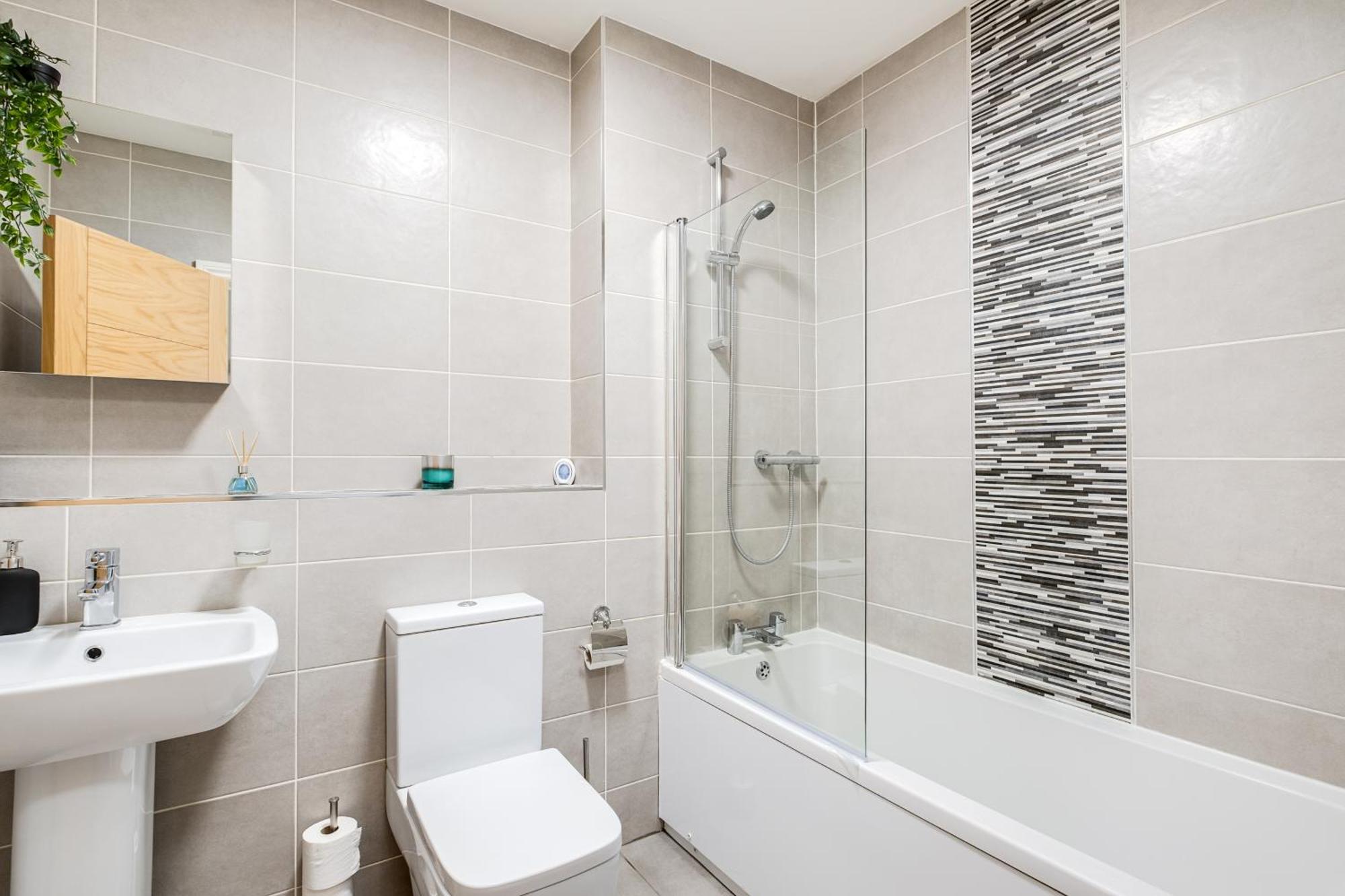 Pluxa Blue Sapphire Luxury Stay Free Parking Free Wifi - Walk Everywhere, Travel, Biz, Leisure Birmingham Zewnętrze zdjęcie